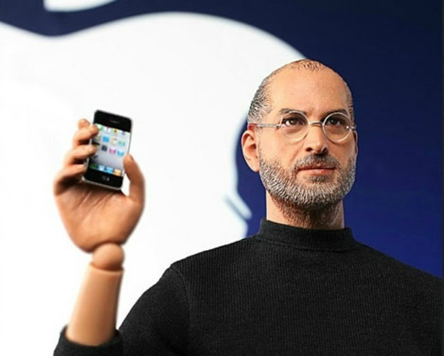 Boneco do Steve Jobs